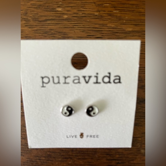 Pura Vida stud earrings - Picture 2 of 3